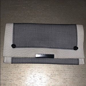 White leather & black mesh wallet